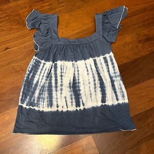 Chaser size medium blue and white top NWT‎